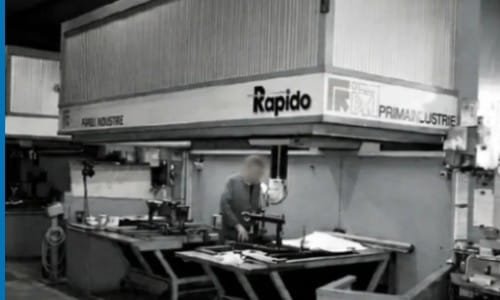 Machine de découpe laser 5 axes Prima Industrie Rapido dans l’atelier FGM Group